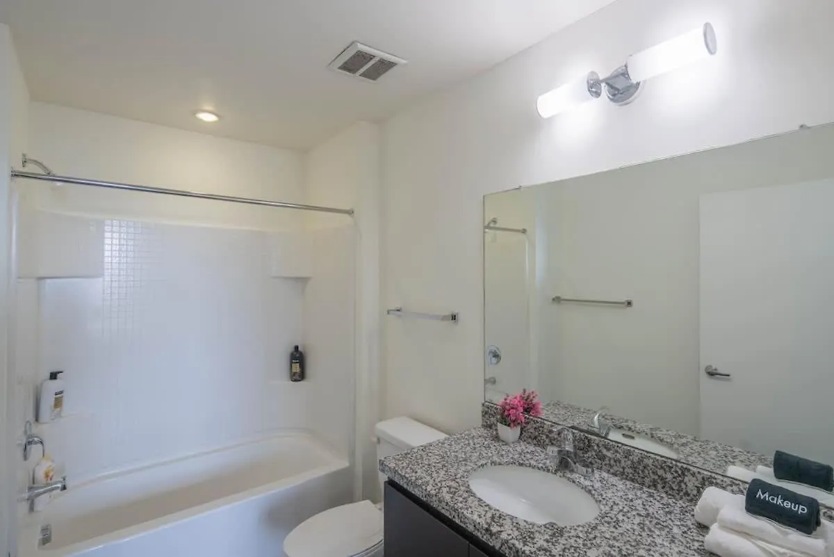 Spacious 2Bd - Central Dt- Gym, Pool, Parking Sleep8 Phoenix Appartamento