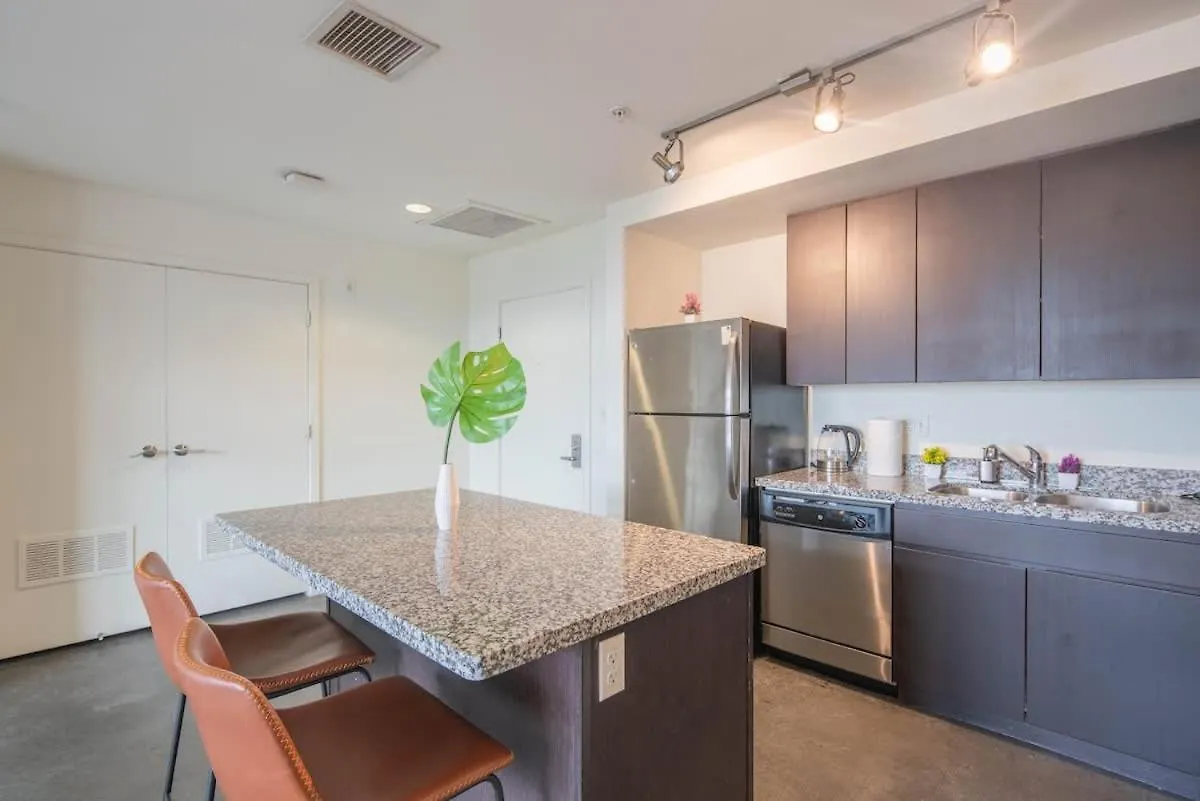 Spacious 2Bd - Central Dt- Gym, Pool, Parking Sleep8 Phoenix Stati Uniti